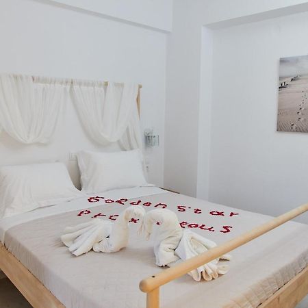 Golden Star Praxitelous Apartment Agia Marina  Luaran gambar