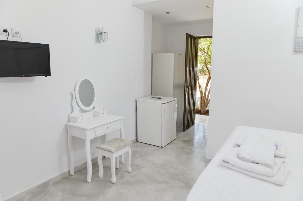 Golden Star Praxitelous Apartment Agia Marina  Luaran gambar