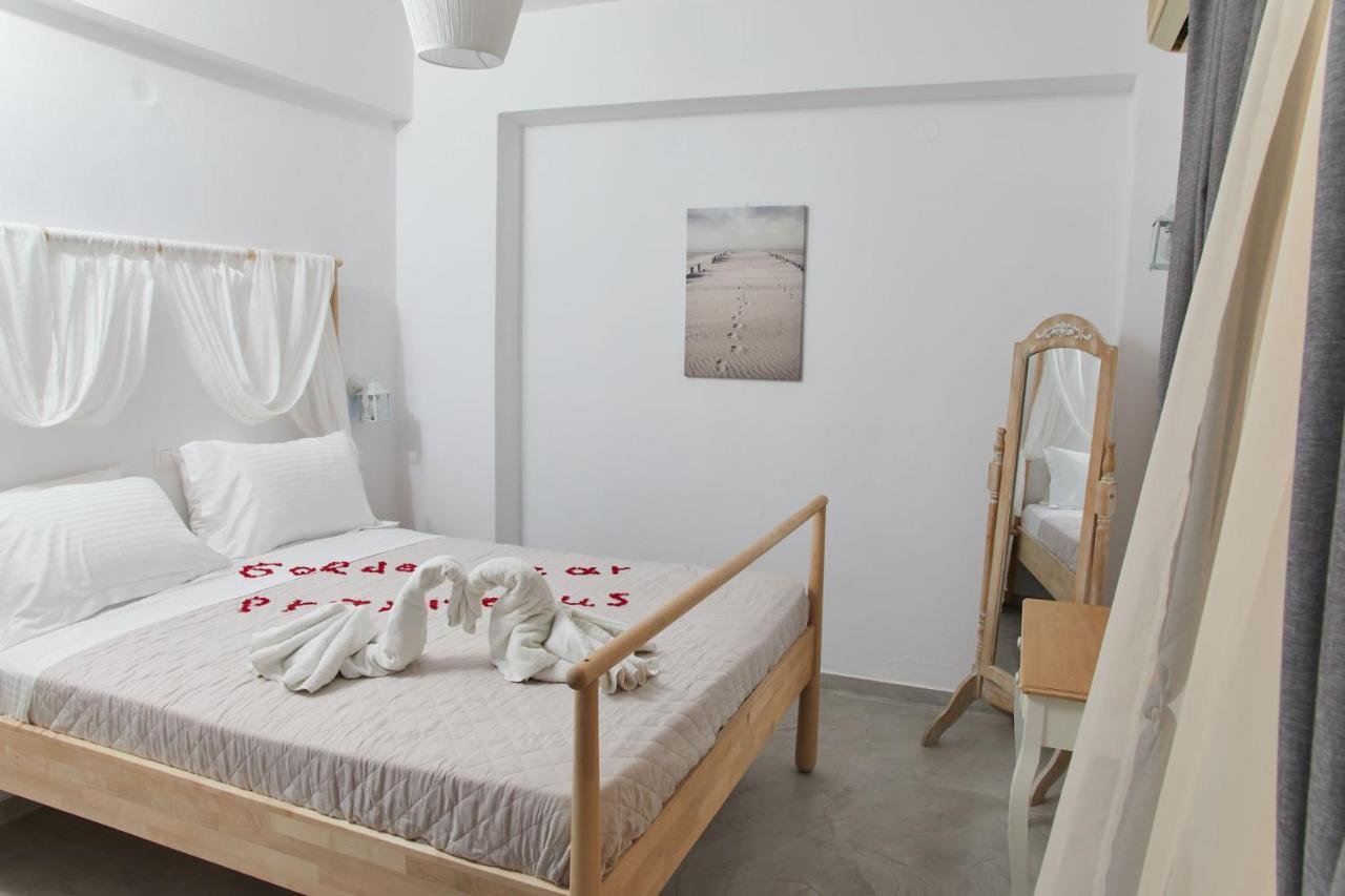 Golden Star Praxitelous Apartment Agia Marina  Luaran gambar