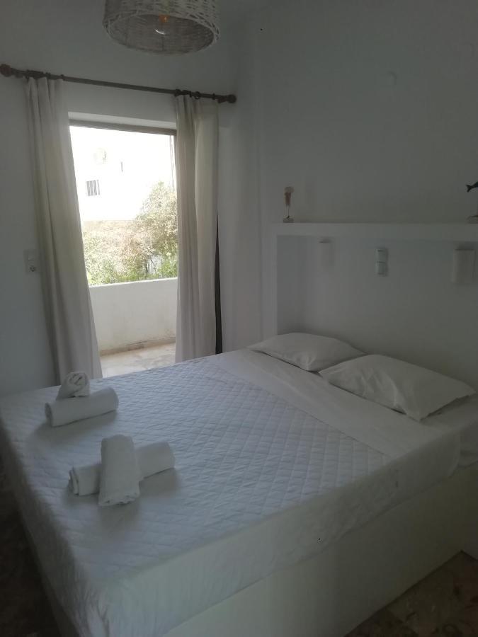 Golden Star Praxitelous Apartment Agia Marina  Luaran gambar